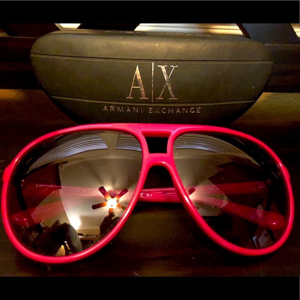 Marc Jacob’s Hot Pink Aviator Sunglasses